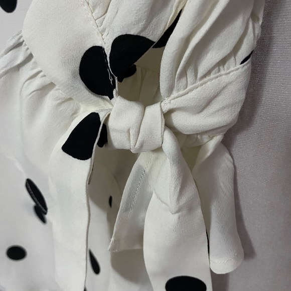Ann Taylor White Blouse with Black Dots - Size XXS - Picture 4 of 9